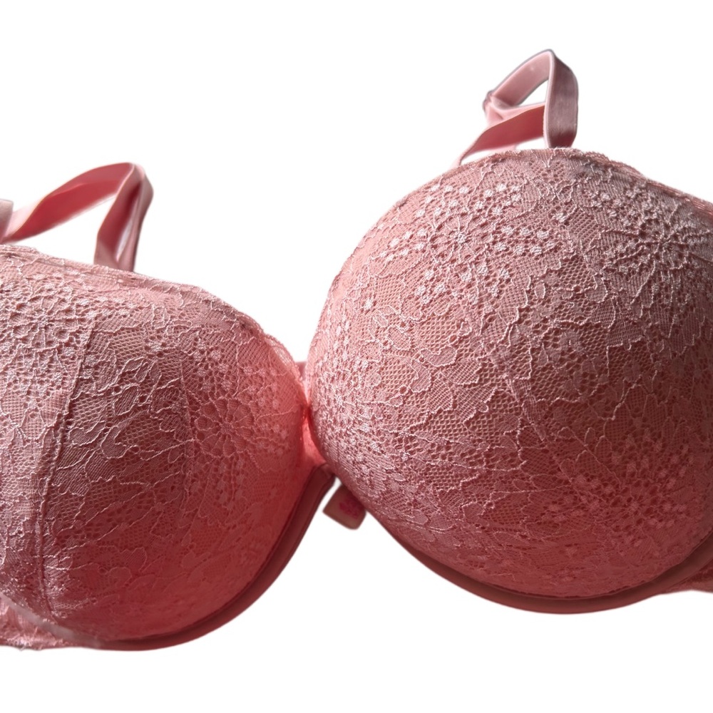 PINK Victoria's Secret Blush Lace Bra